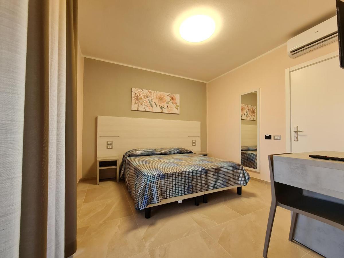Hotel Il Risveglio Di Pula Domo Habitación foto